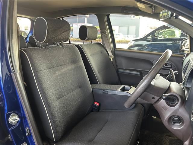 パッソ X L package Kiriri ナビゲーション/ETC/バックカメラ/ドライブレコーダー/スマートキー/アイドリングストップ/ベンチシート/電装格納ミラー/アイドリングストップ/オートエアコン/フロアマット/サイドバイザー(26枚目)