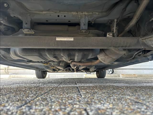 パッソ X L package Kiriri ナビゲーション/ETC/バックカメラ/ドライブレコーダー/スマートキー/アイドリングストップ/ベンチシート/電装格納ミラー/アイドリングストップ/オートエアコン/フロアマット/サイドバイザー(40枚目)