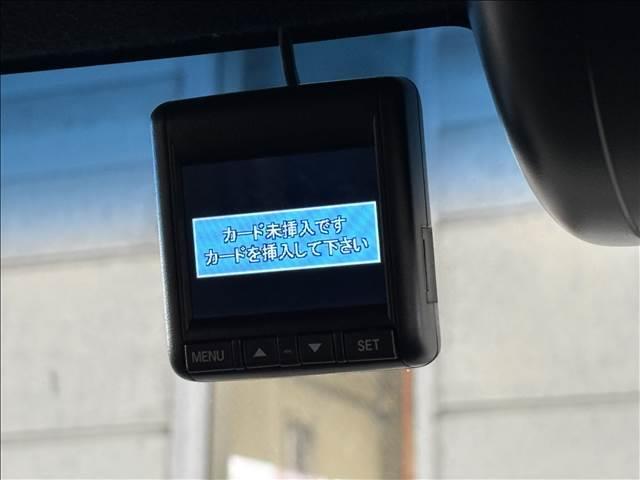 Ｎ－ＢＯＸカスタム カスタム　Ｇ・Ｌ　Ｈｏｎｄａ　ＳＥＮＳＩＮＧ　ナビゲーション／ＥＴＣ／バックカメラ／ドライブレコーダー／アダプティブクルーズコントロール／衝突被害軽減システム／レーンキープアシスト／スマートキー／ＬＥＤヘッドライト／オートライト／オートエアコン（18枚目）