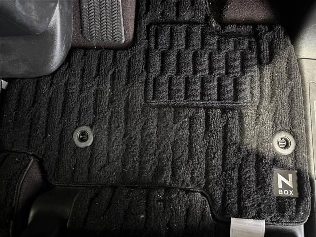 Ｎ－ＢＯＸカスタム カスタム　Ｇ・Ｌ　Ｈｏｎｄａ　ＳＥＮＳＩＮＧ　ナビゲーション／ＥＴＣ／バックカメラ／ドライブレコーダー／アダプティブクルーズコントロール／衝突被害軽減システム／レーンキープアシスト／スマートキー／ＬＥＤヘッドライト／オートライト／オートエアコン（27枚目）