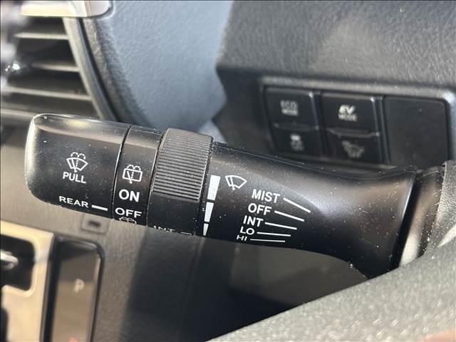 シエンタ ＨＹＢＲＩＤ　Ｇ　ナビゲーション／ＥＴＣ／バックカメラ／衝突被害軽減システム／レーンキープアシスト／オートマチックハイビーム／両側電動スライドドア／スマートキー／プッシュスタート／社外アルミホイール／オートエアコン（13枚目）