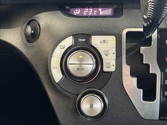 シエンタ ＨＹＢＲＩＤ　Ｇ　ナビゲーション／ＥＴＣ／バックカメラ／衝突被害軽減システム／レーンキープアシスト／オートマチックハイビーム／両側電動スライドドア／スマートキー／プッシュスタート／社外アルミホイール／オートエアコン（16枚目）