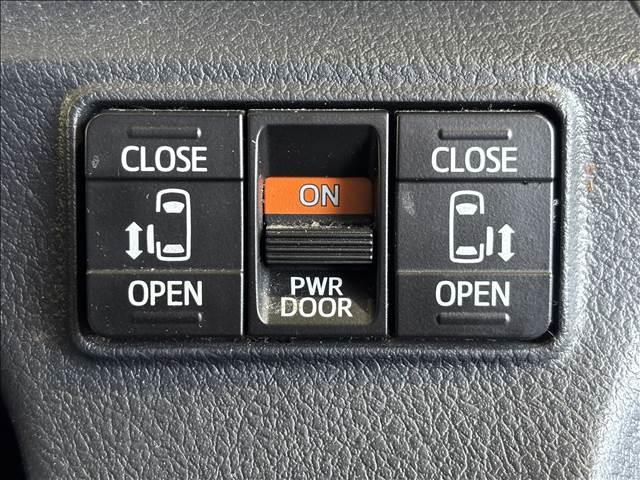 シエンタ ＨＹＢＲＩＤ　Ｇ　ナビゲーション／ＥＴＣ／バックカメラ／衝突被害軽減システム／レーンキープアシスト／オートマチックハイビーム／両側電動スライドドア／スマートキー／プッシュスタート／社外アルミホイール／オートエアコン（18枚目）