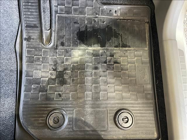 �����Ѓ��[����舵�����펞�݌ɂR�O�O��I�I�y�X�}�C���Ȃ�A����]�̂��Ԃ������邩������܂���I�܂��́A���C�y�ɂ��₢���킹����������