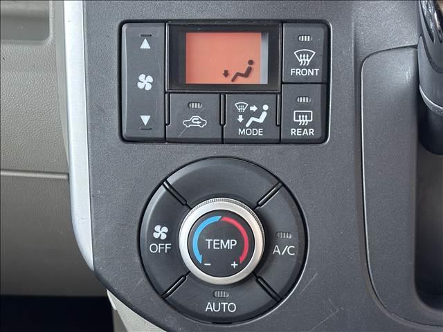 ���ÎԂ͂P�_���̂ł����y�X�}�C���́A�y�S���[�ԉ\�z�݌ɂ̒��ŋC�ɓ��������Ԃ�����܂�����A�����߂ɂ��₢���킹���������I�I