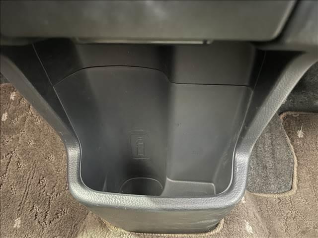 ����O�ҋ@�֊Ӓ菑�t���y�X�}�C���̍݌ɂ͑�O�ҋ@�ւ̌����ɂ����ďC���𔻒���s���Ă���܂��I���Ԃ̏�ԓ��ŋC�ɂȂ邱�Ƃ��������܂����炨�C�y�ɂ��₢���킹���������I