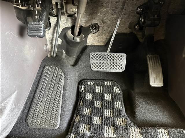 ����O�ҋ@�֊Ӓ菑�t���y�X�}�C���̍݌ɂ͑�O�ҋ@�ւ̌����ɂ����ďC���𔻒���s���Ă���܂��I���Ԃ̏�ԓ��ŋC�ɂȂ邱�Ƃ��������܂����炨�C�y�ɂ��₢���킹���������I