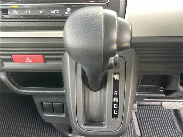 スペーシア ＨＹＢＲＩＤ　Ｇ　ナビゲーション／ＥＴＣ／スマートキー／プッシュスタート／オートライト／オートエアコン／ヘッドライトレベライザー／アイドリングストップ／フロアマット／サイドバイザー／ベンチシート／電動格納ミラー（14枚目）