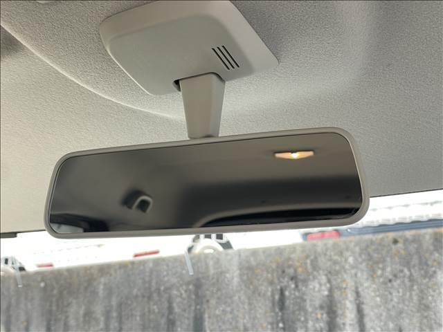 スペーシア ＨＹＢＲＩＤ　Ｇ　ナビゲーション／ＥＴＣ／スマートキー／プッシュスタート／オートライト／オートエアコン／ヘッドライトレベライザー／アイドリングストップ／フロアマット／サイドバイザー／ベンチシート／電動格納ミラー（20枚目）