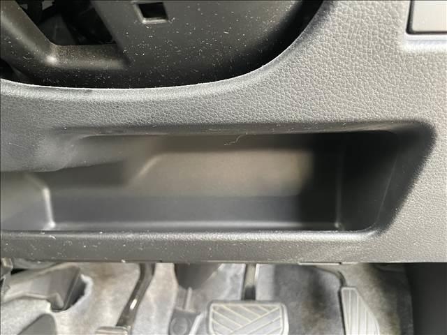 スペーシア ＨＹＢＲＩＤ　Ｇ　ナビゲーション／ＥＴＣ／スマートキー／プッシュスタート／オートライト／オートエアコン／ヘッドライトレベライザー／アイドリングストップ／フロアマット／サイドバイザー／ベンチシート／電動格納ミラー（22枚目）