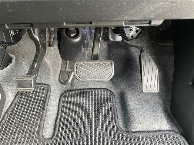 スペーシア ＨＹＢＲＩＤ　Ｇ　ナビゲーション／ＥＴＣ／スマートキー／プッシュスタート／オートライト／オートエアコン／ヘッドライトレベライザー／アイドリングストップ／フロアマット／サイドバイザー／ベンチシート／電動格納ミラー（29枚目）