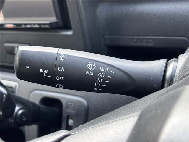 ワゴンＲ ＨＹＢＲＩＤ　ＦＸ　ナビゲーション／ＥＴＣ／スマートキー／衝突被害軽減システム／レーンキープアシスト／シートヒーター／ヘッドライトレベライザー／アイドリングストップ／オートライト／オートエアコン／電動格納ミラー（7枚目）