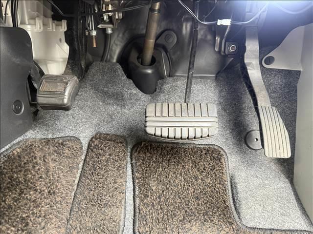 ���ÎԂ͂P�_���̂ł����y�X�}�C���́A�y�S���[�ԉ\�z�݌ɂ̒��ŋC�ɓ��������Ԃ�����܂�����A�����߂ɂ��₢���킹���������I�I