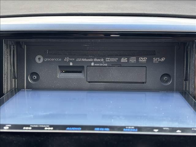 オデッセイ ＡＢＳＯＬＵＴＥ　２０ｔｈ　Ａｎｎｉｖｅｒｓａｒｙ　７人乗り　ナビゲーション／ＥＴＣ／バックカメラ／クルーズコントロール／スマートキー／フリップダウンモニター／ＬＥＤヘッドライト／オートライト／オートエアコン／アイドリングストップ／両側電動スライドドア（12枚目）