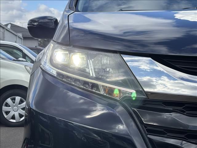 オデッセイ ＡＢＳＯＬＵＴＥ　２０ｔｈ　Ａｎｎｉｖｅｒｓａｒｙ　７人乗り　ナビゲーション／ＥＴＣ／バックカメラ／クルーズコントロール／スマートキー／フリップダウンモニター／ＬＥＤヘッドライト／オートライト／オートエアコン／アイドリングストップ／両側電動スライドドア（45枚目）