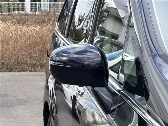 オデッセイ ＡＢＳＯＬＵＴＥ　２０ｔｈ　Ａｎｎｉｖｅｒｓａｒｙ　７人乗り　ナビゲーション／ＥＴＣ／バックカメラ／クルーズコントロール／スマートキー／フリップダウンモニター／ＬＥＤヘッドライト／オートライト／オートエアコン／アイドリングストップ／両側電動スライドドア（46枚目）