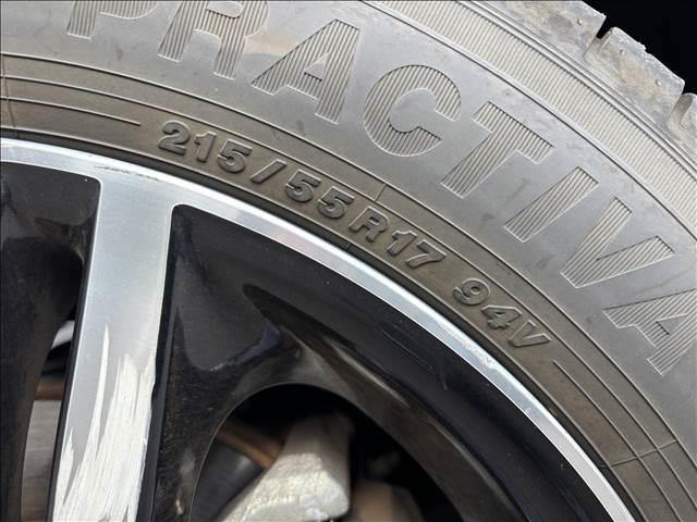 オデッセイ ＡＢＳＯＬＵＴＥ　２０ｔｈ　Ａｎｎｉｖｅｒｓａｒｙ　７人乗り　ナビゲーション／ＥＴＣ／バックカメラ／クルーズコントロール／スマートキー／フリップダウンモニター／ＬＥＤヘッドライト／オートライト／オートエアコン／アイドリングストップ／両側電動スライドドア（48枚目）