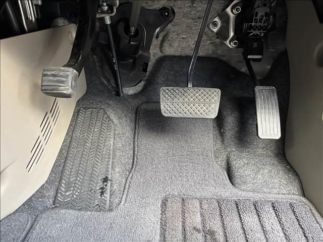 ���ÎԂ͂P�_���̂ł����y�X�}�C���́A�y�S���[�ԉ\�z�݌ɂ̒��ŋC�ɓ��������Ԃ�����܂�����A�����߂ɂ��₢���킹���������I�I