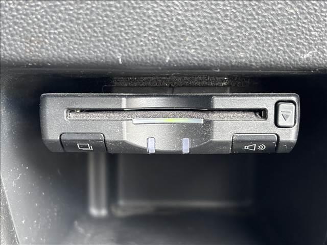 タント カスタムRS トップエディション“SAII” ナビゲーション/ETC/バックカメラ/スマートキー/プッシュスタート/衝突被害軽減システム/アイドリングストップ/両側電動スライドドア/LEDヘッドライト/オートライト/オートエアコン/フロアマット(14枚目)