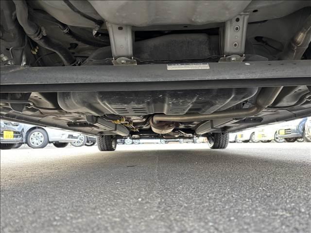 タント カスタムRS トップエディション“SAII” ナビゲーション/ETC/バックカメラ/スマートキー/プッシュスタート/衝突被害軽減システム/アイドリングストップ/両側電動スライドドア/LEDヘッドライト/オートライト/オートエアコン/フロアマット(44枚目)