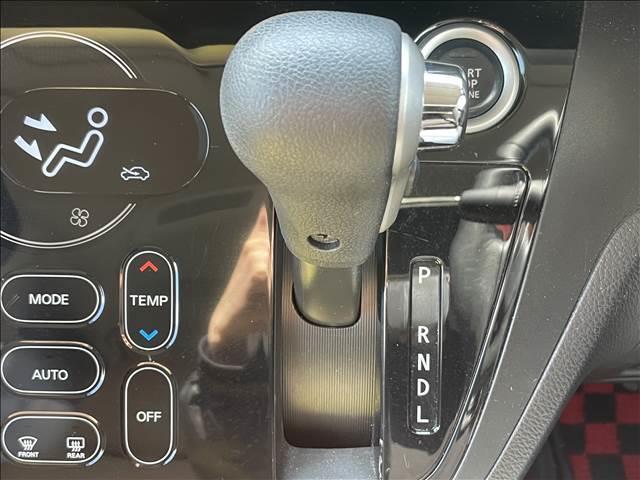 �y�X�}�C���́A�S���̃I�[�N�V������ꂩ��d����Ă���׃I�[�����[�J�[�E�I�[���Ԏ��舵���I�݌ɏ펞�R�O�O�䁚�����Ƃ���]�̂��Ԃ�������܂��I