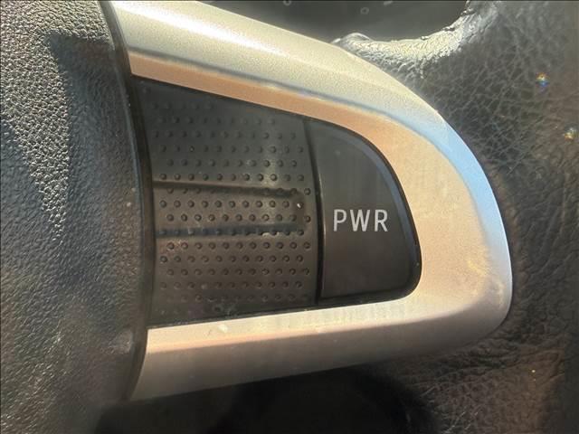 タント カスタムＲＳ　トップエディション“ＳＡＩＩＩ”　ナビゲーション／ＥＴＣ／ドライブレコーダー／スマートキー／衝突被害軽減システム／オートマチックハイビーム／ＬＥＤヘッドライト／オートライト／オートエアコン／両側電動スライドドア／シートヒーター（14枚目）