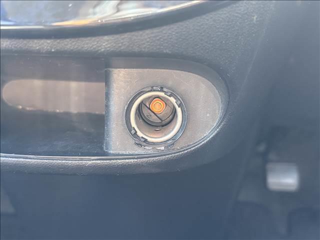 タント カスタムＲＳ　トップエディション“ＳＡＩＩＩ”　ナビゲーション／ＥＴＣ／ドライブレコーダー／スマートキー／衝突被害軽減システム／オートマチックハイビーム／ＬＥＤヘッドライト／オートライト／オートエアコン／両側電動スライドドア／シートヒーター（19枚目）