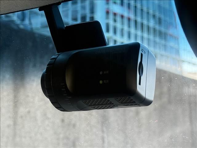 タント カスタムＲＳ　トップエディション“ＳＡＩＩＩ”　ナビゲーション／ＥＴＣ／ドライブレコーダー／スマートキー／衝突被害軽減システム／オートマチックハイビーム／ＬＥＤヘッドライト／オートライト／オートエアコン／両側電動スライドドア／シートヒーター（22枚目）