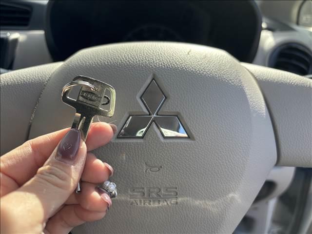 ｅＫワゴン Ｅ　ｅ－Ａｓｓｉｓｔ　社外オーディオ／シートヒーター／衝突被害軽減システム／ヘッドライトレベライザー／電動格納ミラー／ベンチシート／横滑防止装置／社外アルミホイール／フロアマット／サイドバイザー（37枚目）