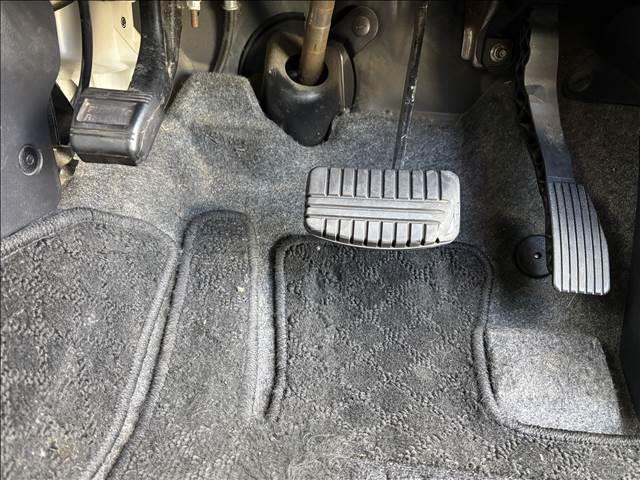 ���ÎԂ͂P�_���̂ł����y�X�}�C���́A�y�S���[�ԉ\�z�݌ɂ̒��ŋC�ɓ��������Ԃ�����܂�����A�����߂ɂ��₢���킹���������I�I