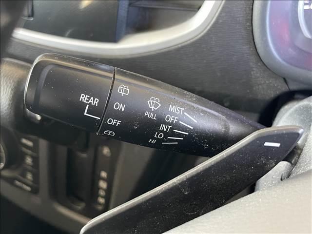 ワゴンＲスティングレー Ｔ　社外オーディオ／ＥＴＣ／衝突被害軽減システム／ＨＩＤヘッドライト／オートライト／オートエアコン／スマートキー／プッシュスタート／シートヒーター／アイドリングストップ／フロントフォグランプ／フロアマット（12枚目）