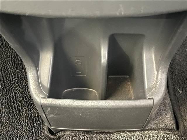 ワゴンＲスティングレー Ｔ　社外オーディオ／ＥＴＣ／衝突被害軽減システム／ＨＩＤヘッドライト／オートライト／オートエアコン／スマートキー／プッシュスタート／シートヒーター／アイドリングストップ／フロントフォグランプ／フロアマット（21枚目）