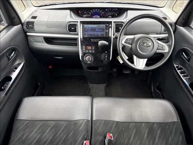 タント カスタムＸ　“トップエディションＶＳ　ＳＡＩＩＩ”　ナビゲーション／全周囲カメラ／ドライブレコーダー／衝突被害軽減システム／オートマチックハイビーム／アイドリングストップ／スマートキー／両側電動スライドドア／シートヒーター／オートライト／オートエアコン（2枚目）