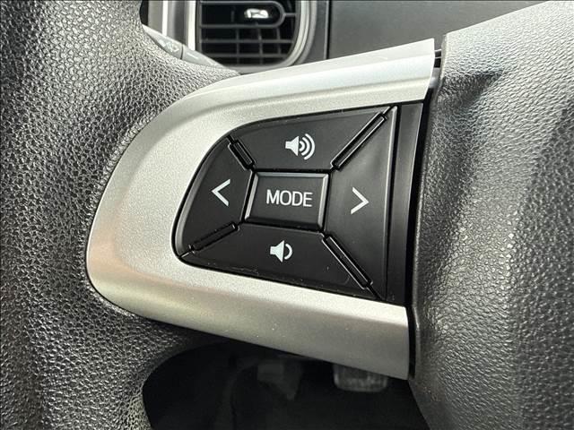 タント カスタムＸ　“トップエディションＶＳ　ＳＡＩＩＩ”　ナビゲーション／全周囲カメラ／ドライブレコーダー／衝突被害軽減システム／オートマチックハイビーム／アイドリングストップ／スマートキー／両側電動スライドドア／シートヒーター／オートライト／オートエアコン（11枚目）