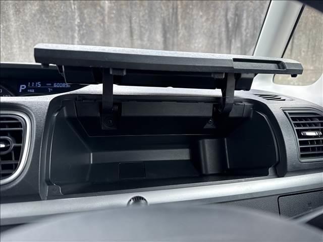 タント カスタムＸ　“トップエディションＶＳ　ＳＡＩＩＩ”　ナビゲーション／全周囲カメラ／ドライブレコーダー／衝突被害軽減システム／オートマチックハイビーム／アイドリングストップ／スマートキー／両側電動スライドドア／シートヒーター／オートライト／オートエアコン（22枚目）