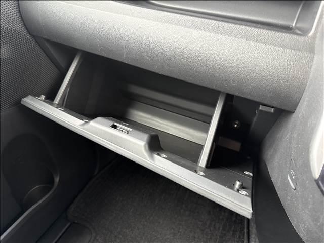 タント カスタムＸ　“トップエディションＶＳ　ＳＡＩＩＩ”　ナビゲーション／全周囲カメラ／ドライブレコーダー／衝突被害軽減システム／オートマチックハイビーム／アイドリングストップ／スマートキー／両側電動スライドドア／シートヒーター／オートライト／オートエアコン（23枚目）