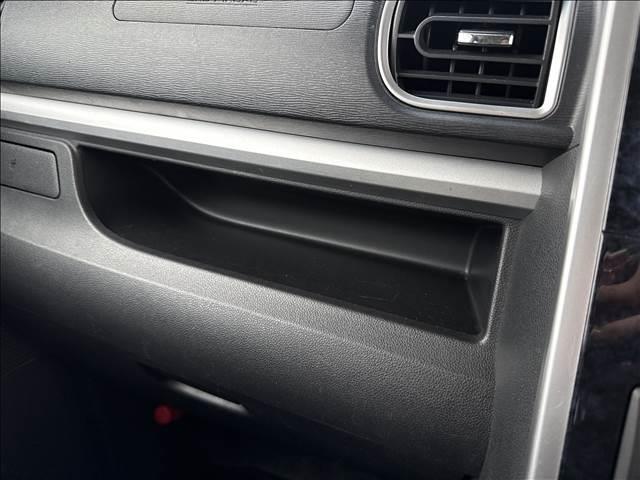 タント カスタムＸ　“トップエディションＶＳ　ＳＡＩＩＩ”　ナビゲーション／全周囲カメラ／ドライブレコーダー／衝突被害軽減システム／オートマチックハイビーム／アイドリングストップ／スマートキー／両側電動スライドドア／シートヒーター／オートライト／オートエアコン（24枚目）