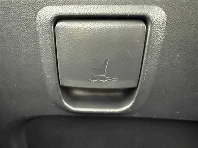 タント カスタムＸ　“トップエディションＶＳ　ＳＡＩＩＩ”　ナビゲーション／全周囲カメラ／ドライブレコーダー／衝突被害軽減システム／オートマチックハイビーム／アイドリングストップ／スマートキー／両側電動スライドドア／シートヒーター／オートライト／オートエアコン（31枚目）