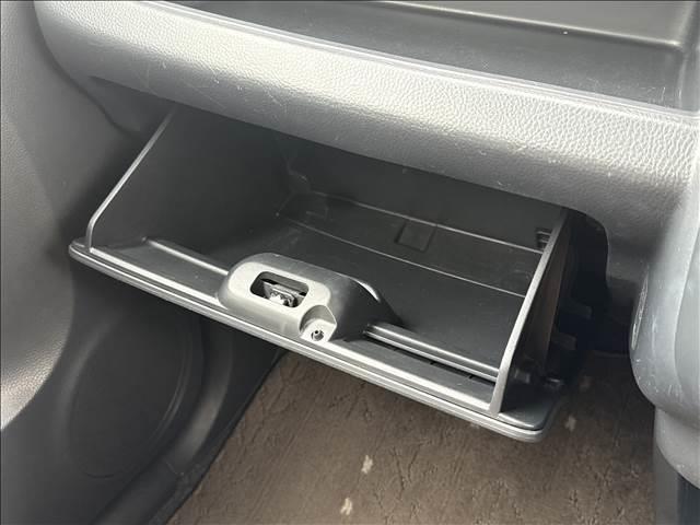 ����O�ҋ@�֊Ӓ菑�t���y�X�}�C���̍݌ɂ͑�O�ҋ@�ւ̌����ɂ����ďC���𔻒���s���Ă���܂��I���Ԃ̏�ԓ��ŋC�ɂȂ邱�Ƃ��������܂����炨�C�y�ɂ��₢���킹���������I