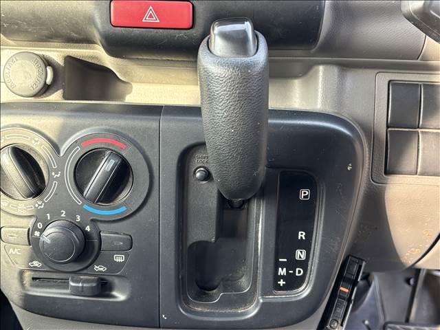 �F�l�̂����X�A�y�X�}�C���X�^�b�t�ꓯ���҂����Ă���܂��I���Ј�x�A�����X����������