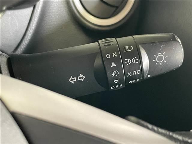 デイズ ハイウェイスターＸ　ナビゲーション／ＥＴＣ／全周囲カメラ／衝突被害軽減システム／ＨＩＤヘッドライト／オートマチックハイビーム／オートライト／スマートキー／アイドリングストップ／オートエアコン／電動格納ミラー／フロアマット（12枚目）