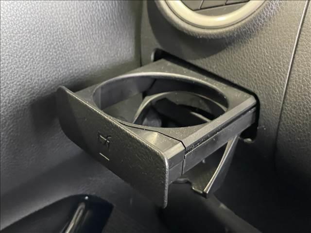 デイズ ハイウェイスターＸ　ナビゲーション／ＥＴＣ／全周囲カメラ／衝突被害軽減システム／ＨＩＤヘッドライト／オートマチックハイビーム／オートライト／スマートキー／アイドリングストップ／オートエアコン／電動格納ミラー／フロアマット（27枚目）