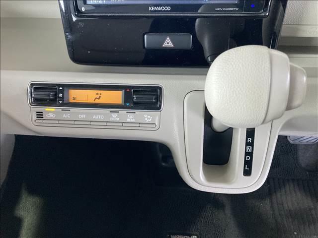 ワゴンＲ ＨＹＢＲＩＤ　ＦＸ　ＣＤプレーヤー装着車　ナビゲーション／バックカメラ／ドライブレコーダー／キーレスエントリー／ヘッドライトレベライザー／フロアマット／サイドバイザー／オートエアコン／電動格納ミラー（14枚目）