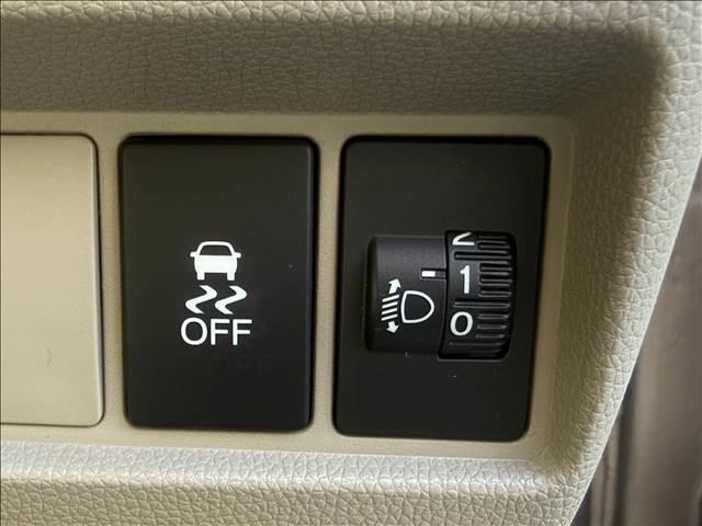 Ｎ－ＷＧＮ Ｇ　社外オーディオ／スマートキー／プッシュスタート／オートエアコン／社外アルミホイール／ヘッドライトレベライザー／アイドリングストップ／フロアマット／サイドバイザー／ベンチシート／電動格納ミラー（11枚目）