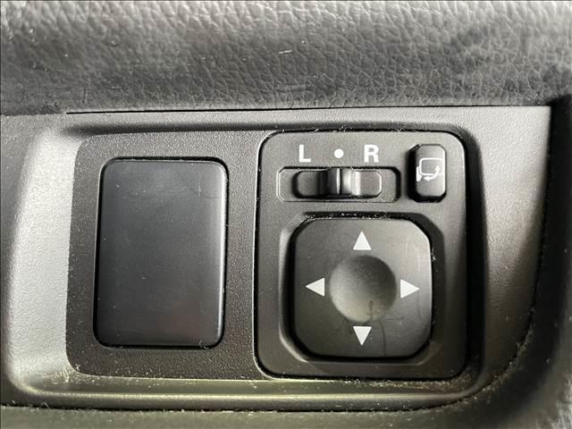 ｅＫカスタム Ｔ　ｅ－Ａｓｓｉｓｔ　ナビゲーション／ＥＴＣ／バックカメラ／衝突被害軽減システム／ＨＩＤヘッドライト／オートライト／オートエアコン／フロントフォグランプ／スマートキー／プッシュスタート／電動格納ミラー／純正アルミホイール（17枚目）