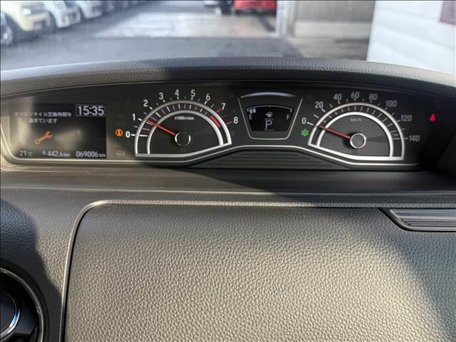 N-BOXカスタム カスタム G・Lターボ Honda SENSING ナビゲーション/ETC/バックカメラ/ドライブレコーダー/衝突軽減システム/スマートキー/LEDヘッドライト/オートライト/オートエアコン/レーンキープアシスト/両側電動スライドドア/フロアマット(3枚目)