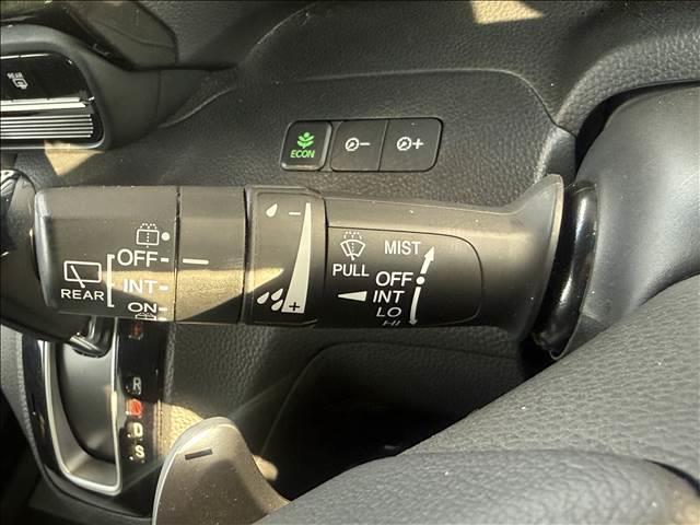 N-BOXカスタム カスタム G・Lターボ Honda SENSING ナビゲーション/ETC/バックカメラ/ドライブレコーダー/衝突軽減システム/スマートキー/LEDヘッドライト/オートライト/オートエアコン/レーンキープアシスト/両側電動スライドドア/フロアマット(13枚目)