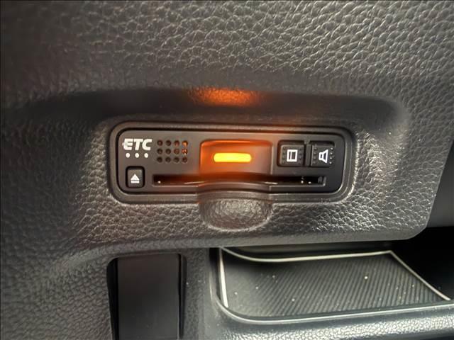 N-BOXカスタム カスタム G・Lターボ Honda SENSING ナビゲーション/ETC/バックカメラ/ドライブレコーダー/衝突軽減システム/スマートキー/LEDヘッドライト/オートライト/オートエアコン/レーンキープアシスト/両側電動スライドドア/フロアマット(18枚目)