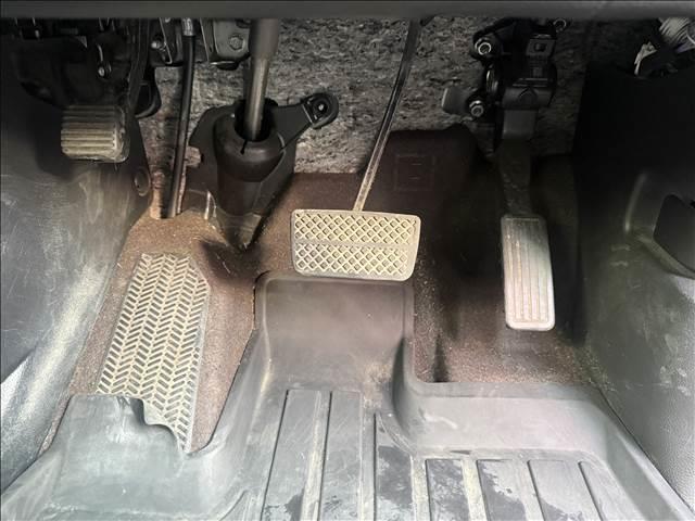 N-BOXカスタム カスタム G・Lターボ Honda SENSING ナビゲーション/ETC/バックカメラ/ドライブレコーダー/衝突軽減システム/スマートキー/LEDヘッドライト/オートライト/オートエアコン/レーンキープアシスト/両側電動スライドドア/フロアマット(34枚目)