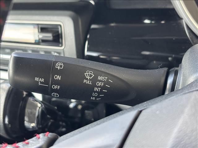 スペーシアカスタム ＨＹＢＲＩＤ　ＸＳ　ナビゲーション／ＥＴＣ／全周囲カメラ／衝突被害軽減システム／レーンキープアシスト／クリアランスソナー／両側電動スライドドア／スマートキー／ＬＥＤヘッドライト／フロントフォグランプ／シートヒーター（13枚目）